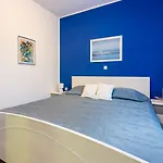 Appartement Helles Mit Meerblick, Espressomaschine, Grillbereich, Waschmaschine Crikvenica