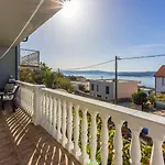 Helles Mit Meerblick, Espressomaschine, Grillbereich, Waschmaschine Appartement Crikvenica